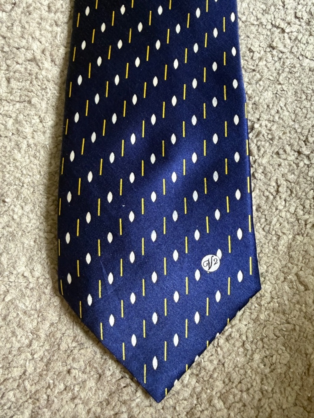 Versace Classic V2 Men's Navy Patterned 100% Silk Tie Handmade in Italy - Picture 2 of 6